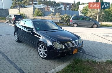 Купе Mercedes-Benz C-Class 2007 в Києві