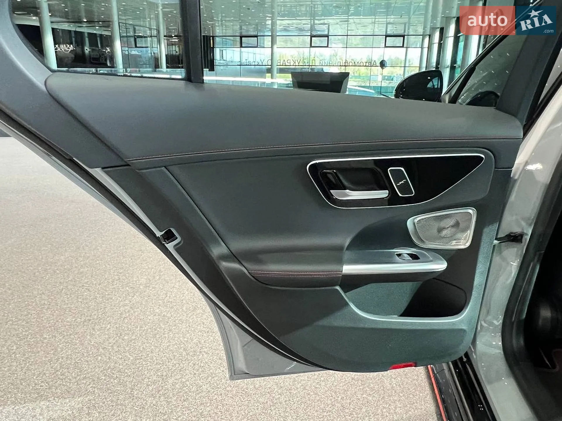 2023 Mercedes-Benz C-klasse - мініатюра 27