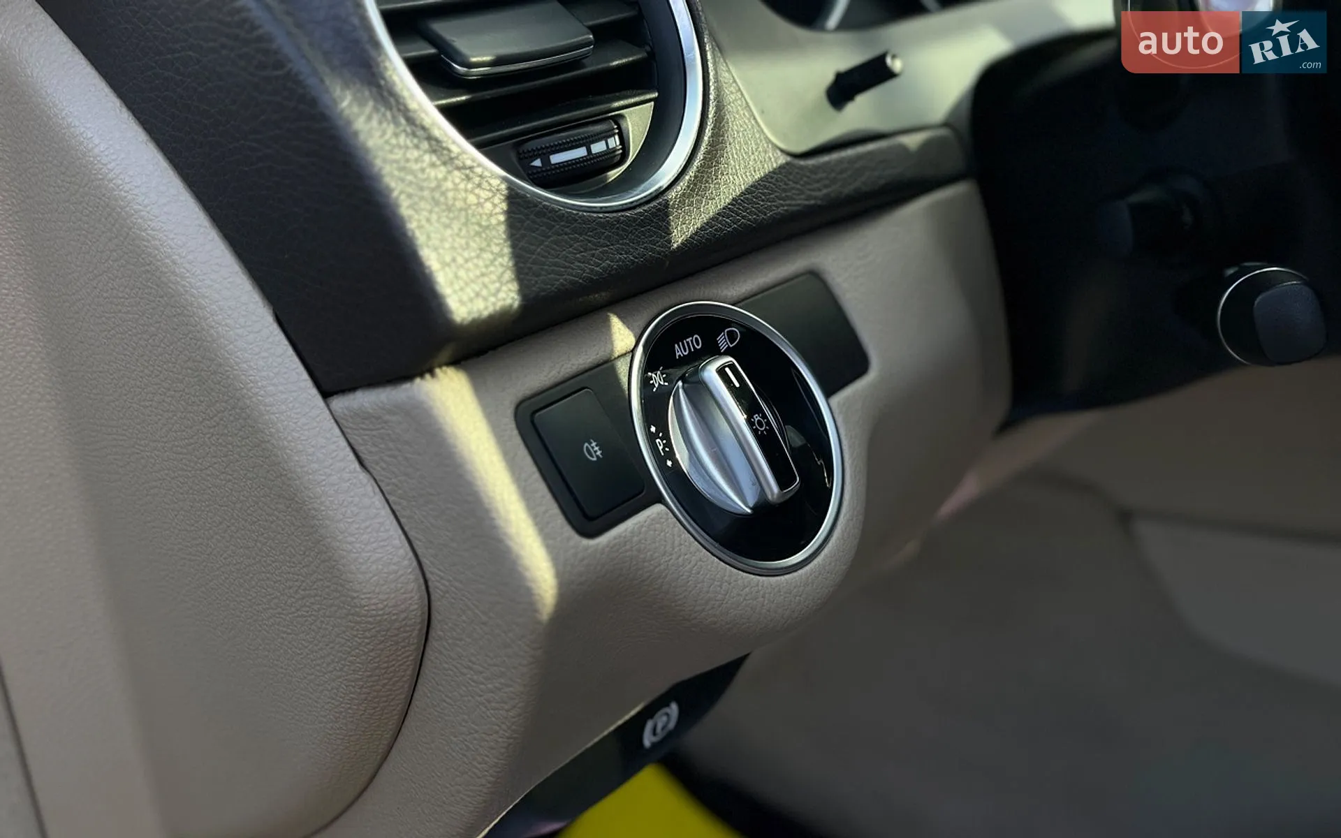 2014 Mercedes-Benz C-klasse - мініатюра 13