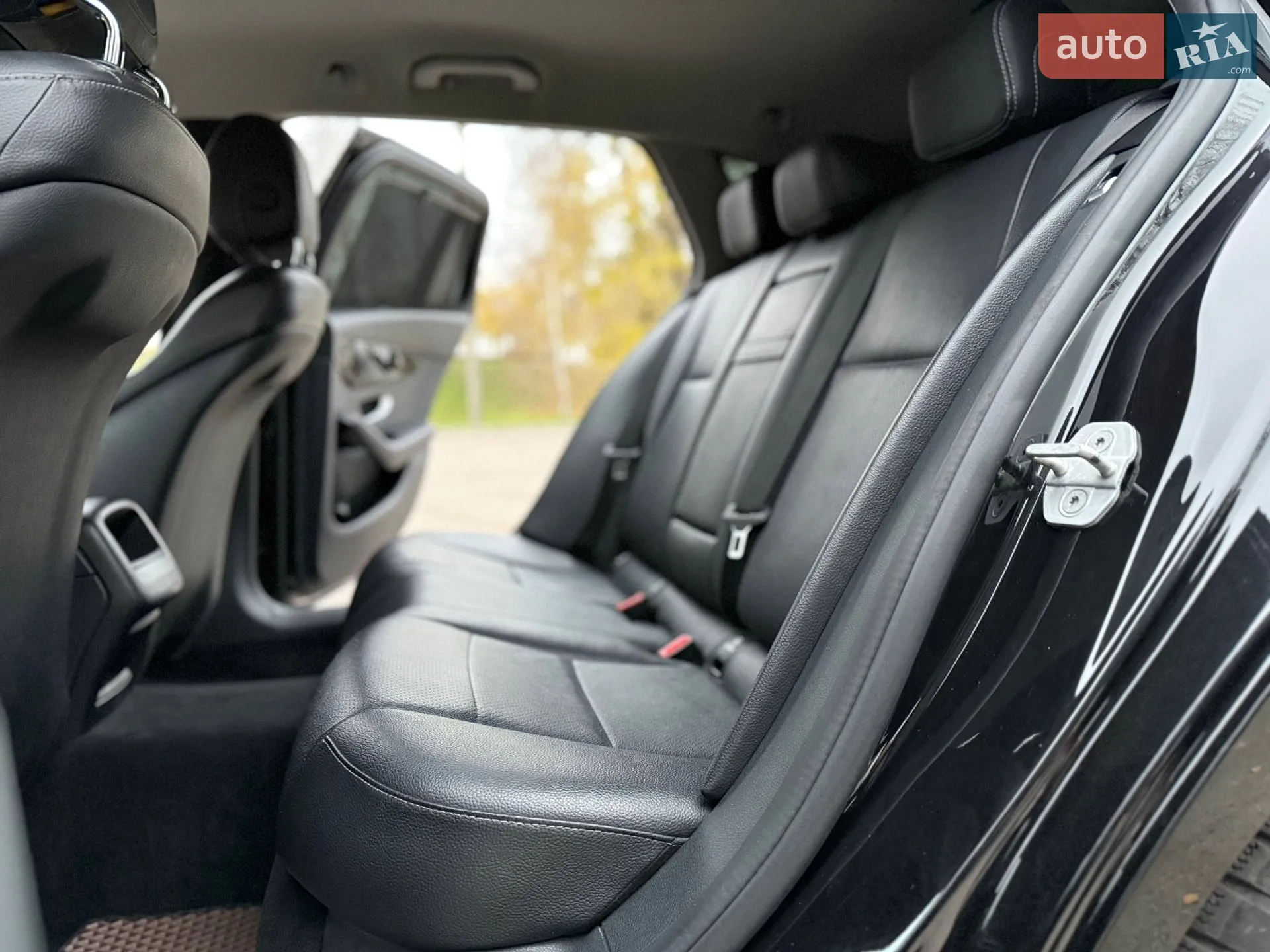 2014 Mercedes-Benz C-klasse - мініатюра 32