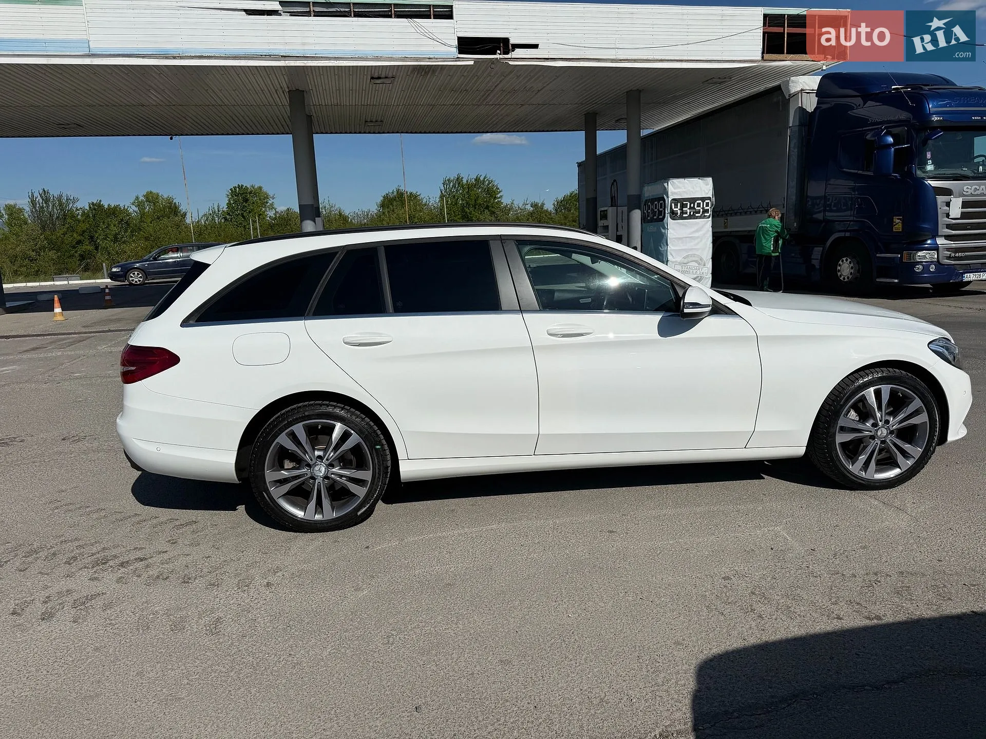 2017 Mercedes-Benz C-klasse - мініатюра 9