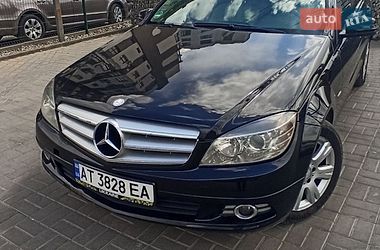Универсал Mercedes-Benz C-Class 2010 в Ивано-Франковске