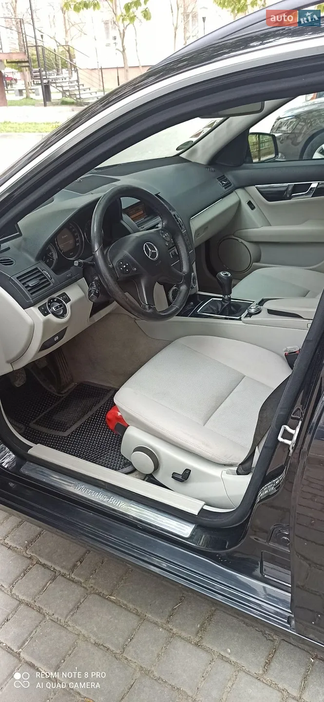 2010 Mercedes-Benz C-klasse - мініатюра 18