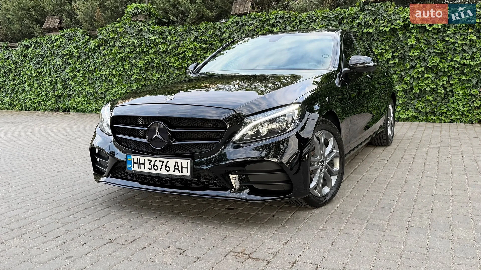 2017 Mercedes-Benz C-klasse - фото 1