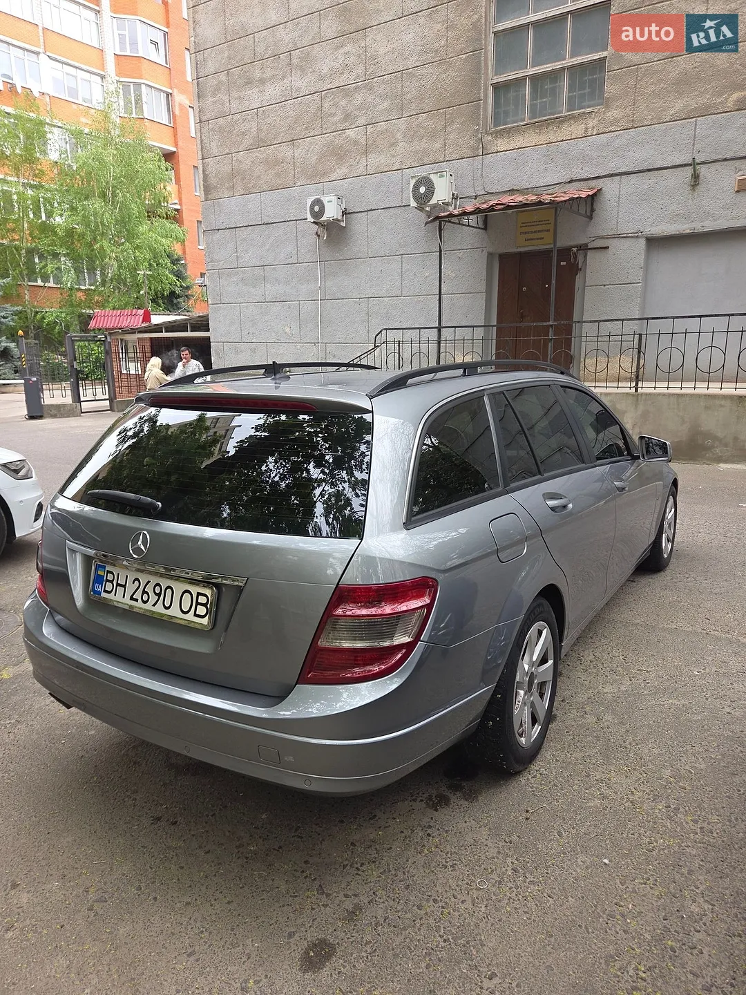 2010 Mercedes-Benz C-klasse - мініатюра 3
