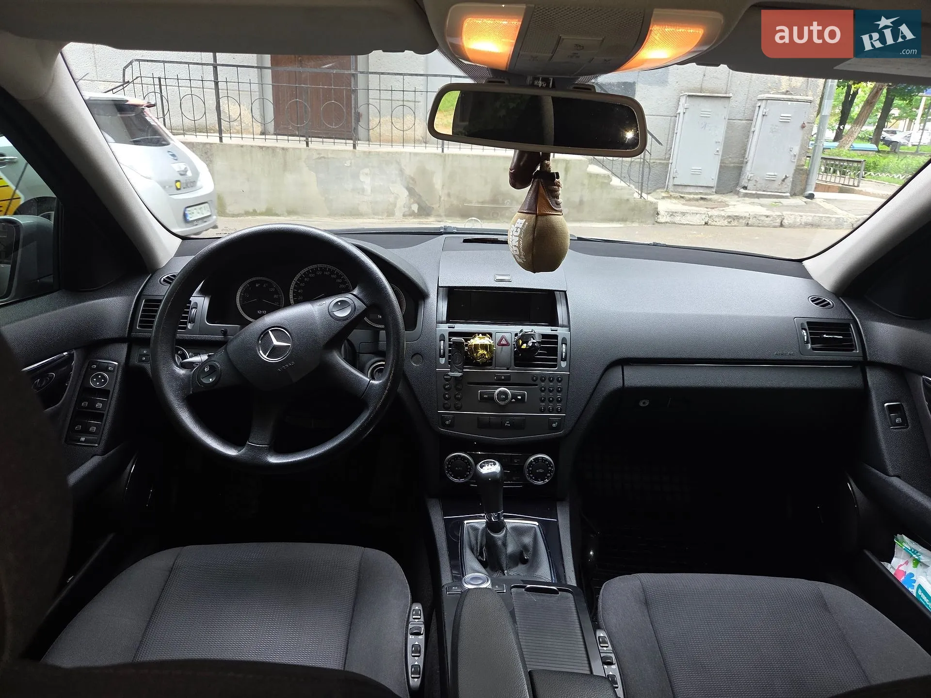 2010 Mercedes-Benz C-klasse - мініатюра 10