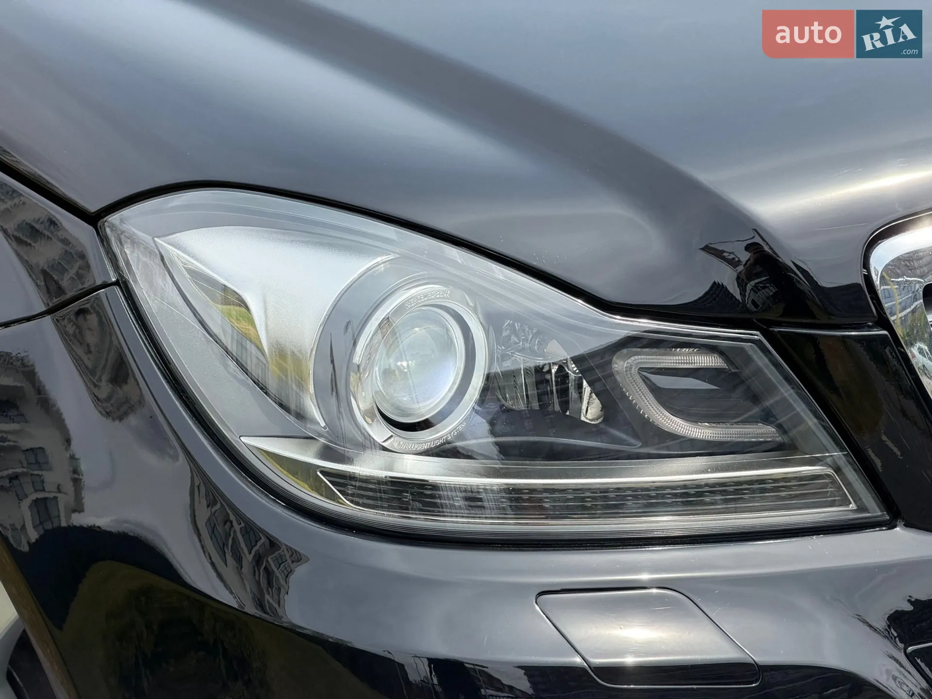 2011 Mercedes-Benz C-klasse - мініатюра 12