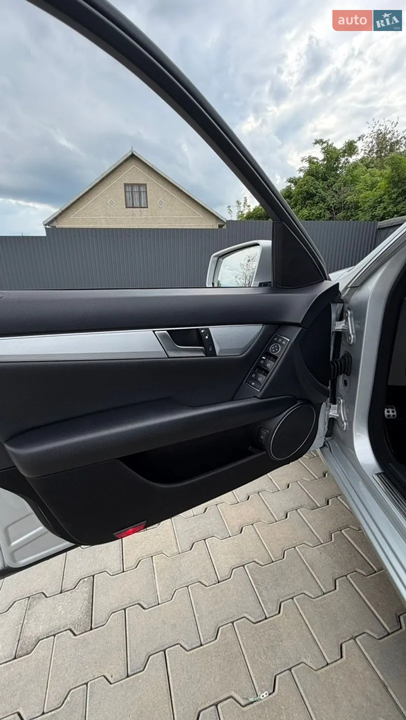 2011 Mercedes-Benz C-klasse - мініатюра 17