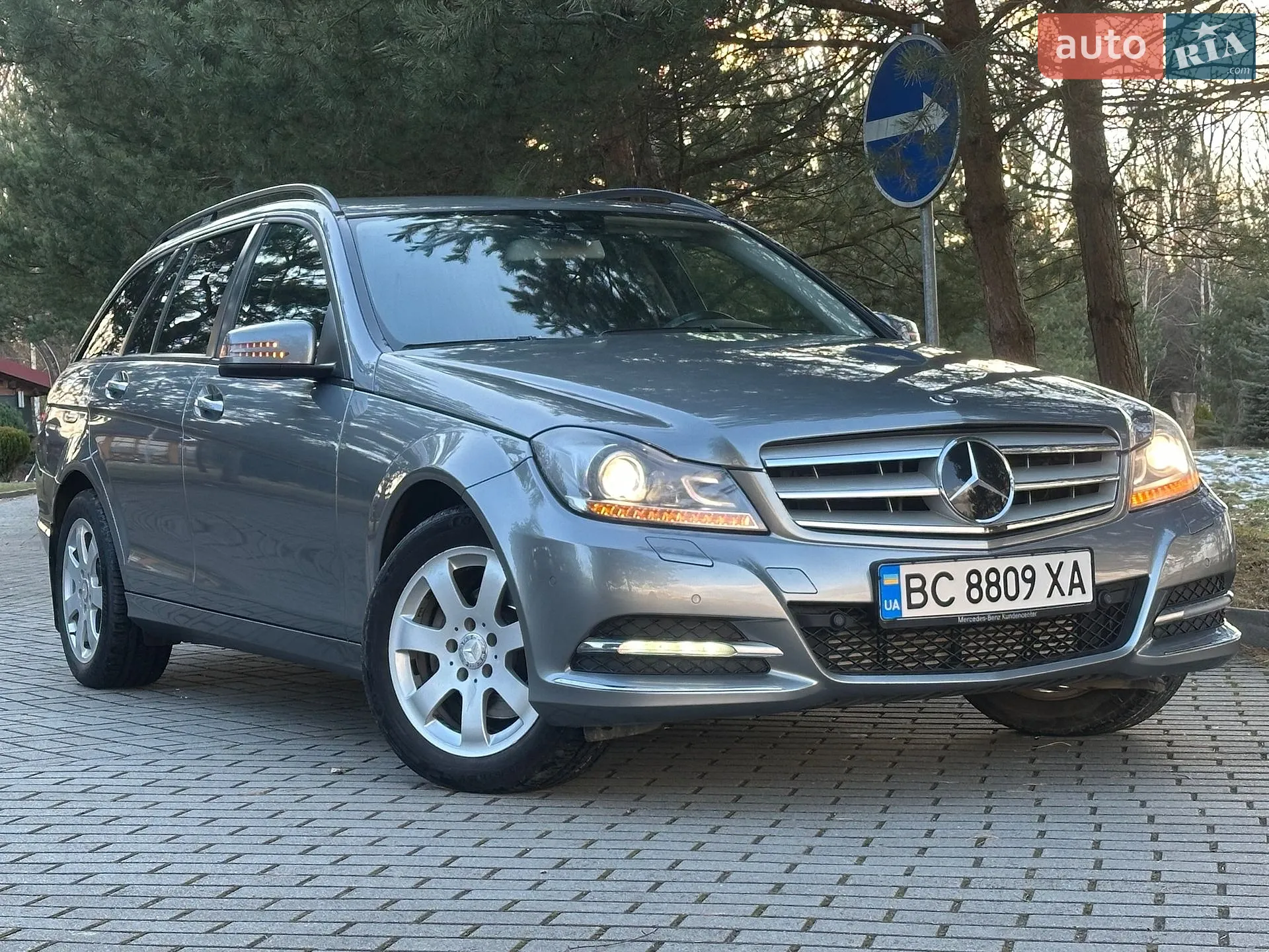 2013 Mercedes-Benz C-klasse - мініатюра 6