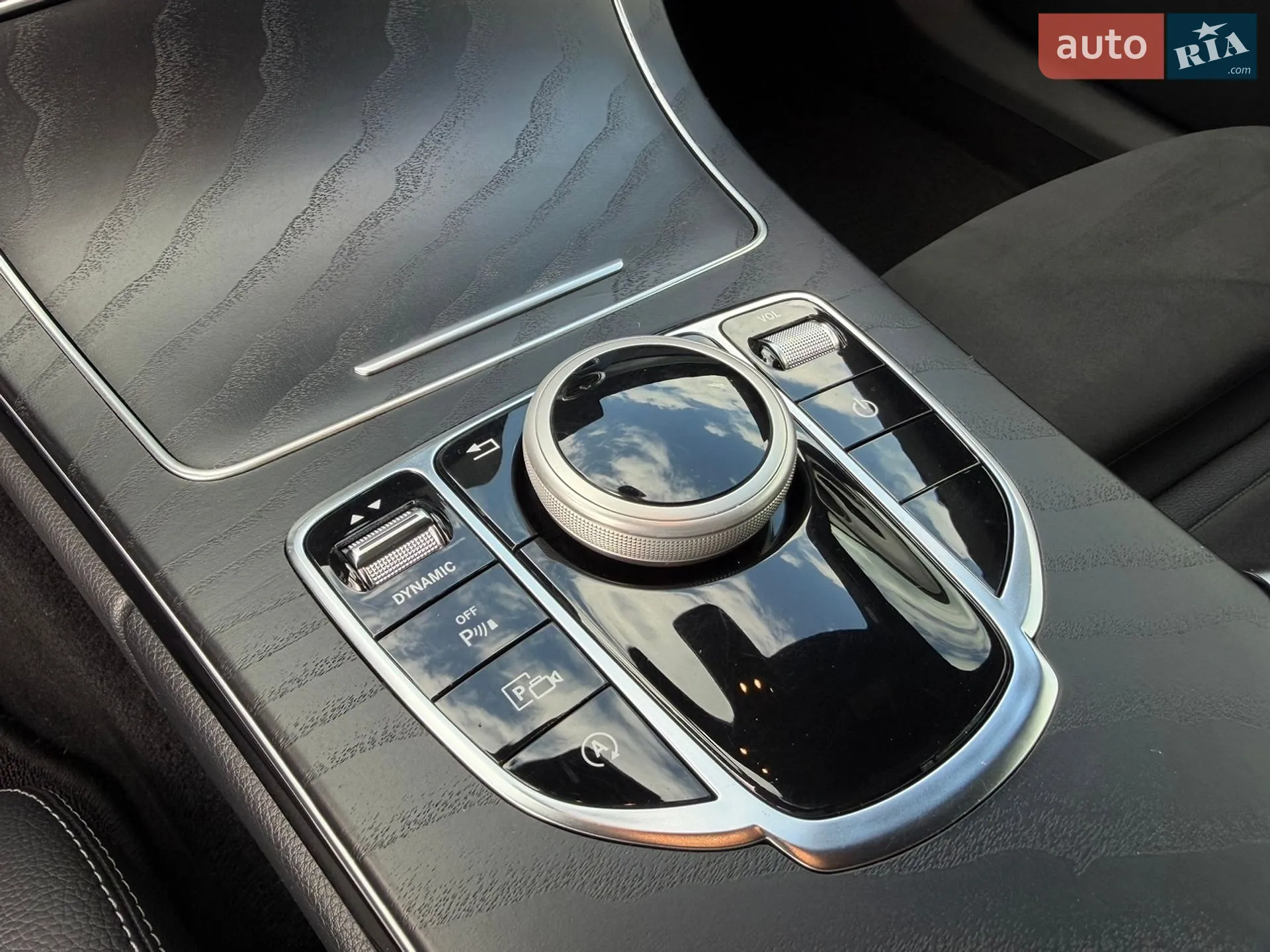 2020 Mercedes-Benz C-klasse - мініатюра 32