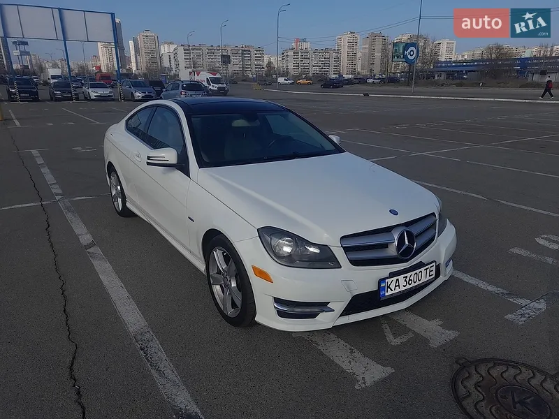 Mercedes-Benz C-Class 2010 VIN WDD2042021F582116 фото оголошення 16 з 51