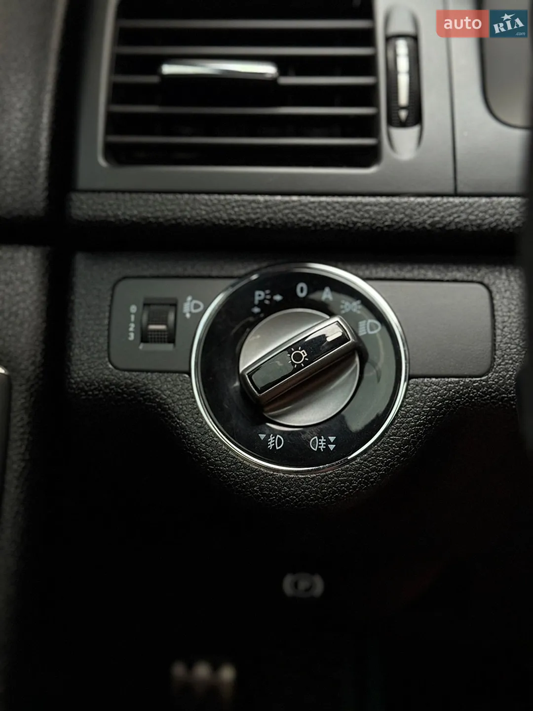 Mercedes-Benz C Class 2009 VIN WDD2042021F361317 фото оголошення 32 з 48