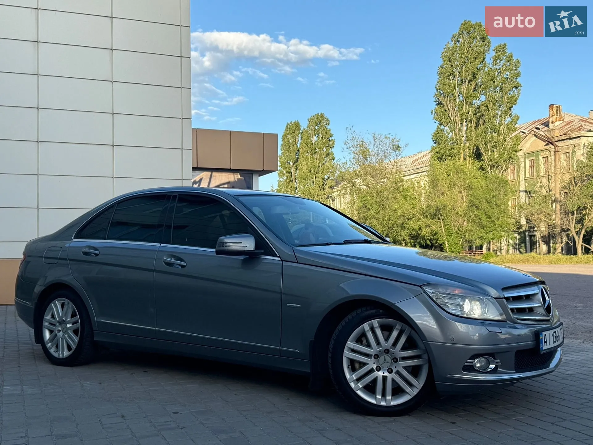 Mercedes-Benz C-Class 2009 VIN WDD2040871F458048 фото оголошення 2 з 56