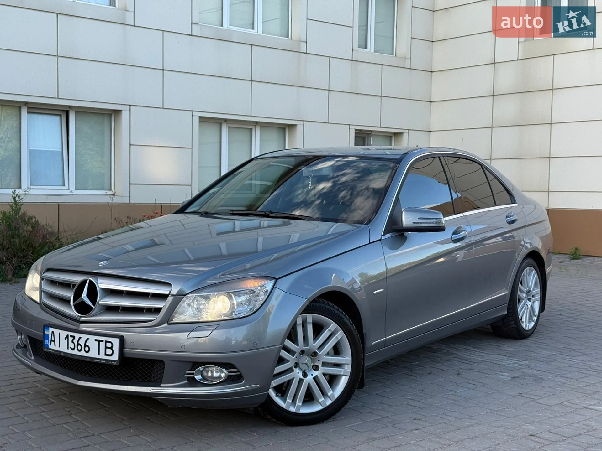Mercedes-Benz C-Class 2009 VIN WDD2040871F458048 фото оголошення 12 з 56