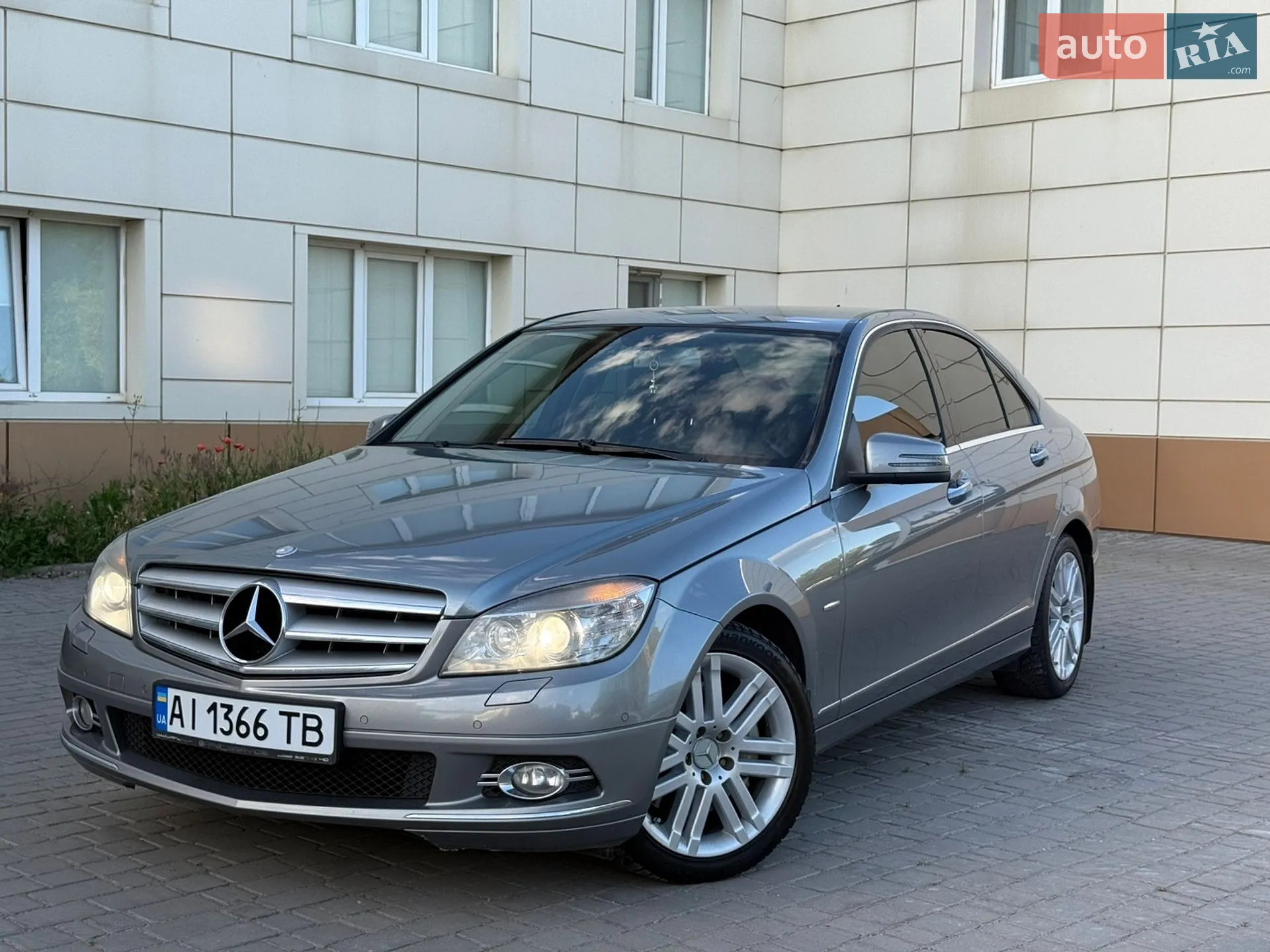 Mercedes-Benz C-Class 2009 VIN WDD2040871F458048 фото оголошення 13 з 56