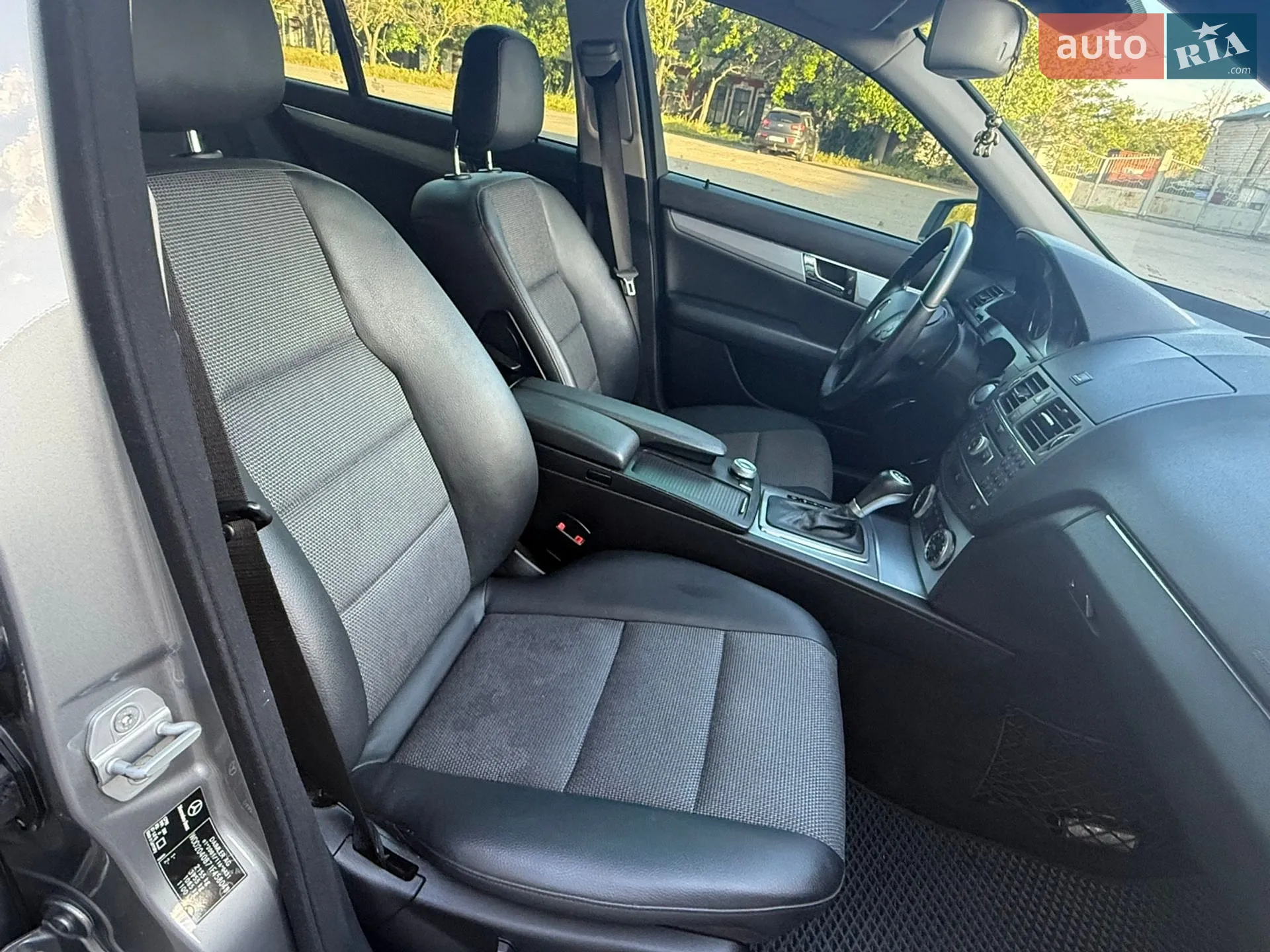 Mercedes-Benz C-Class 2009 VIN WDD2040871F458048 фото оголошення 24 з 56