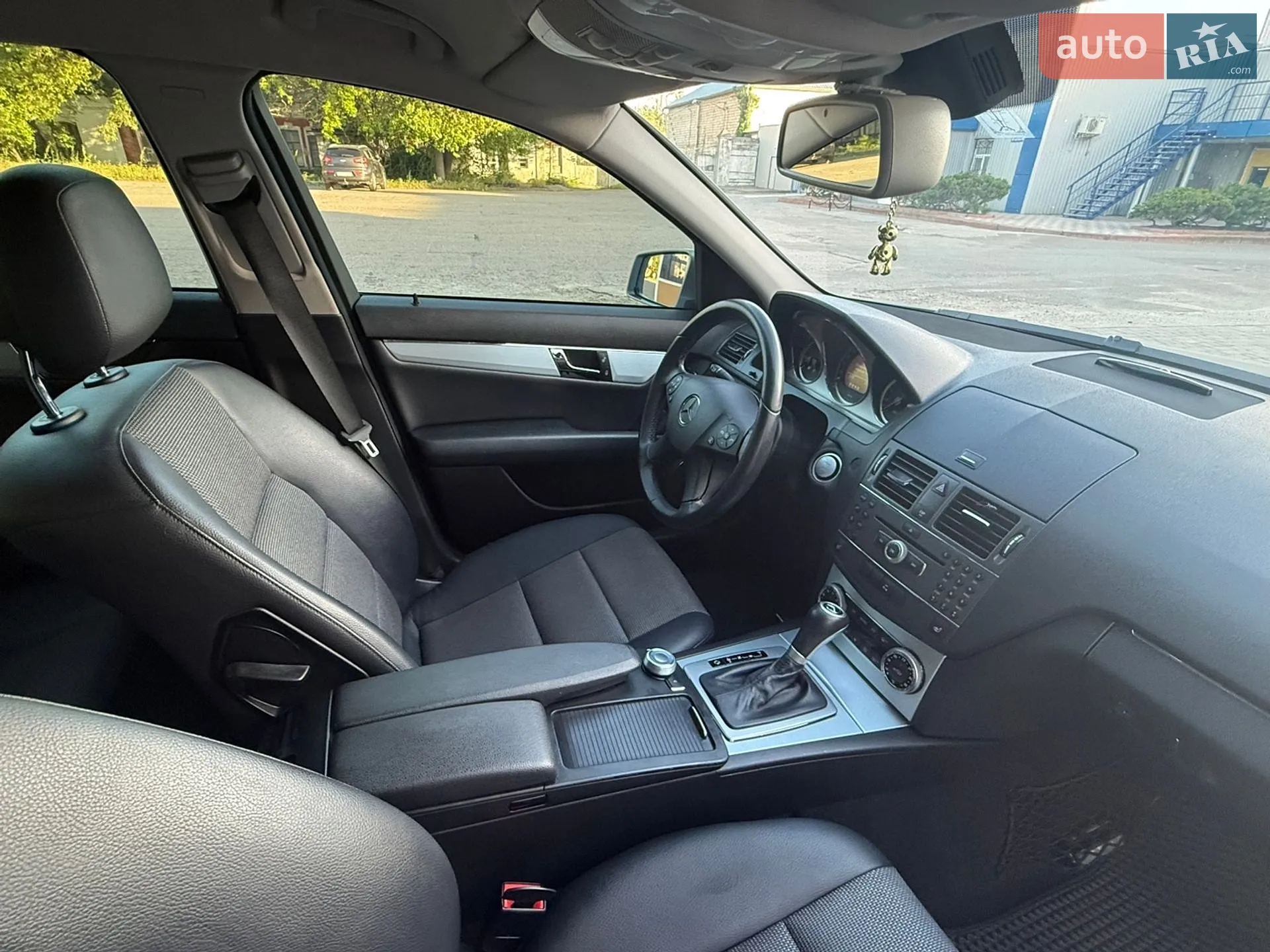 Mercedes-Benz C-Class 2009 VIN WDD2040871F458048 фото оголошення 25 з 56