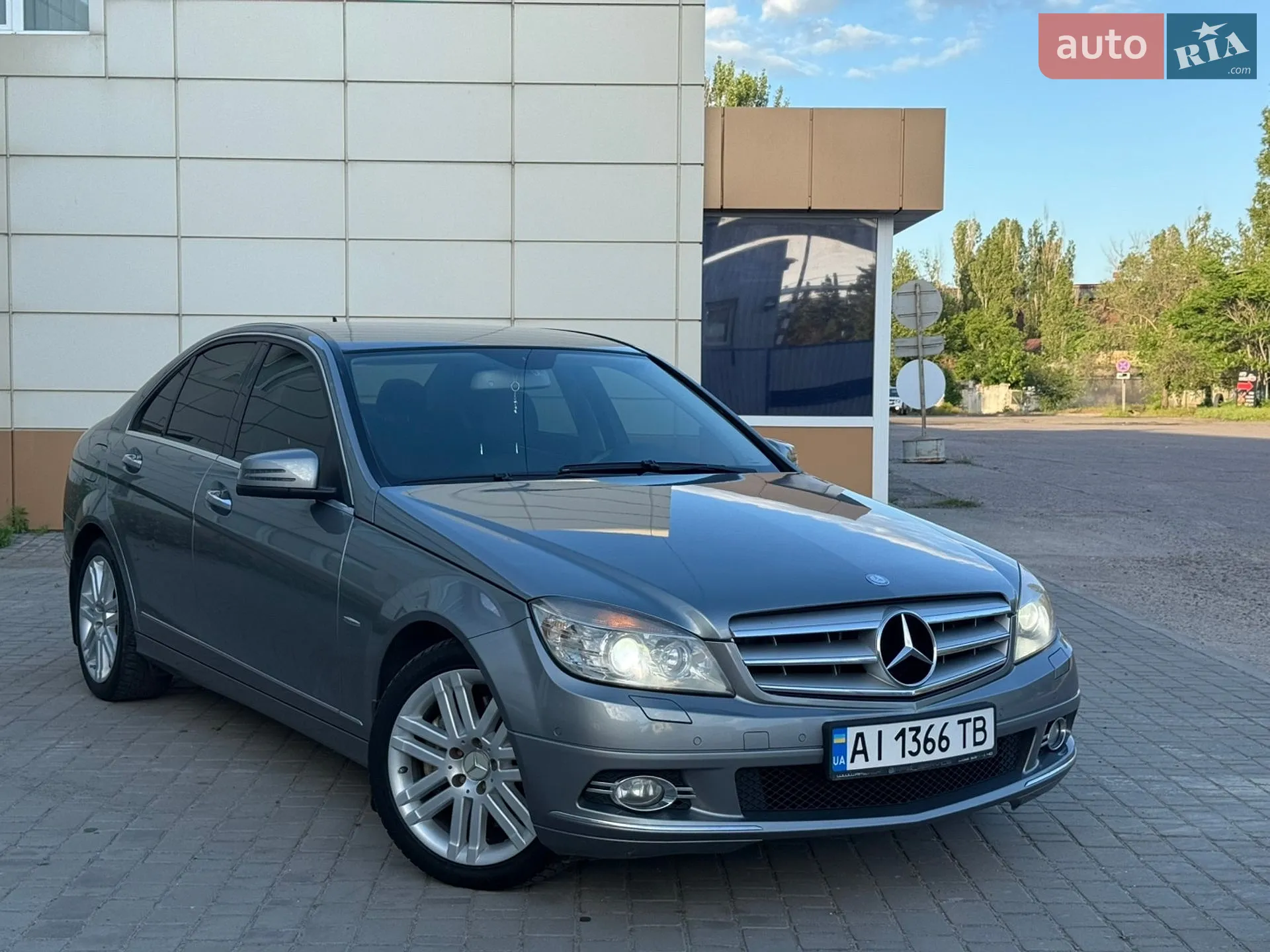Mercedes-Benz C-Class 2009 VIN WDD2040871F458048 фото оголошення 28 з 56