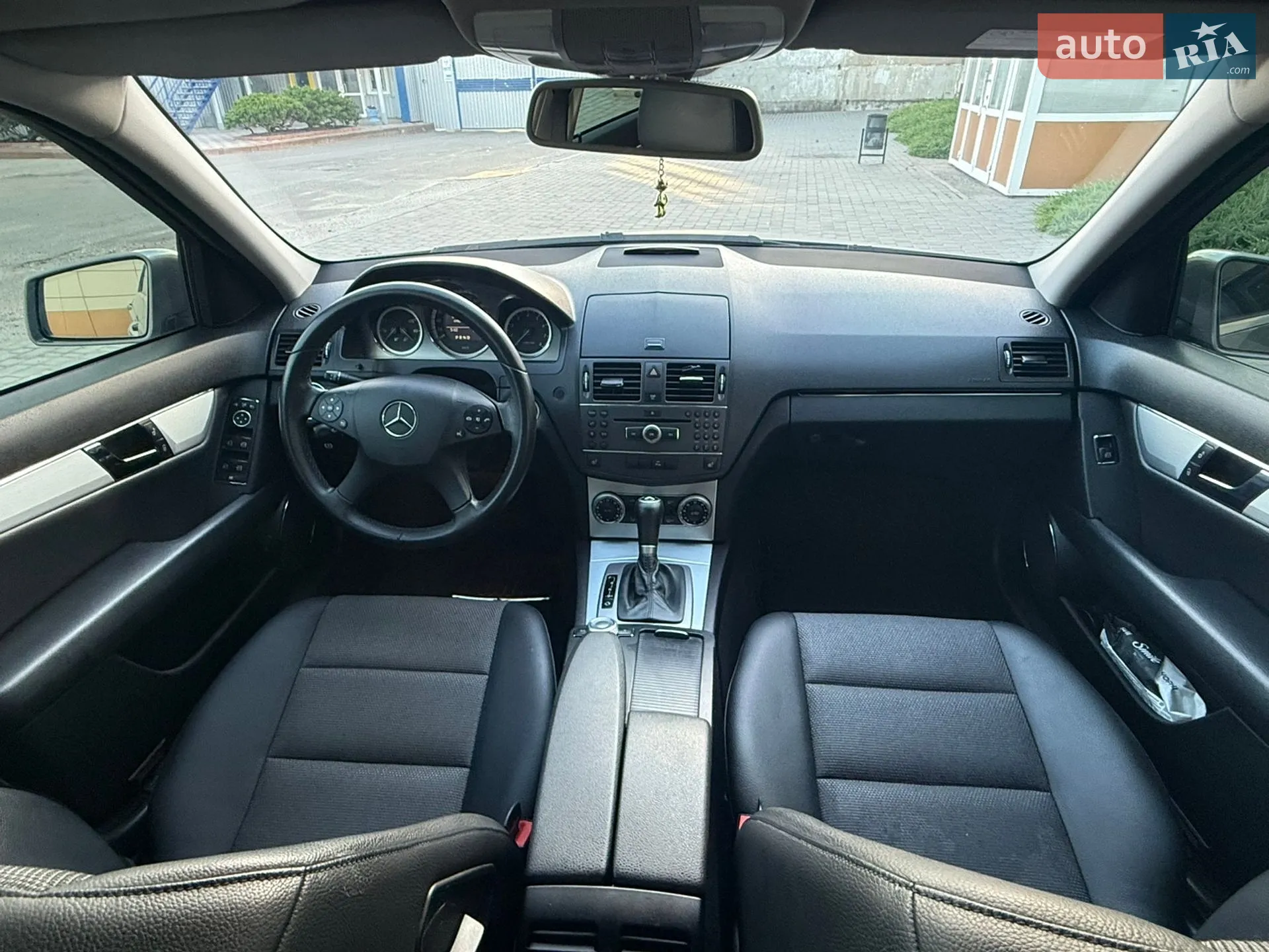 Mercedes-Benz C-Class 2009 VIN WDD2040871F458048 фото оголошення 30 з 56