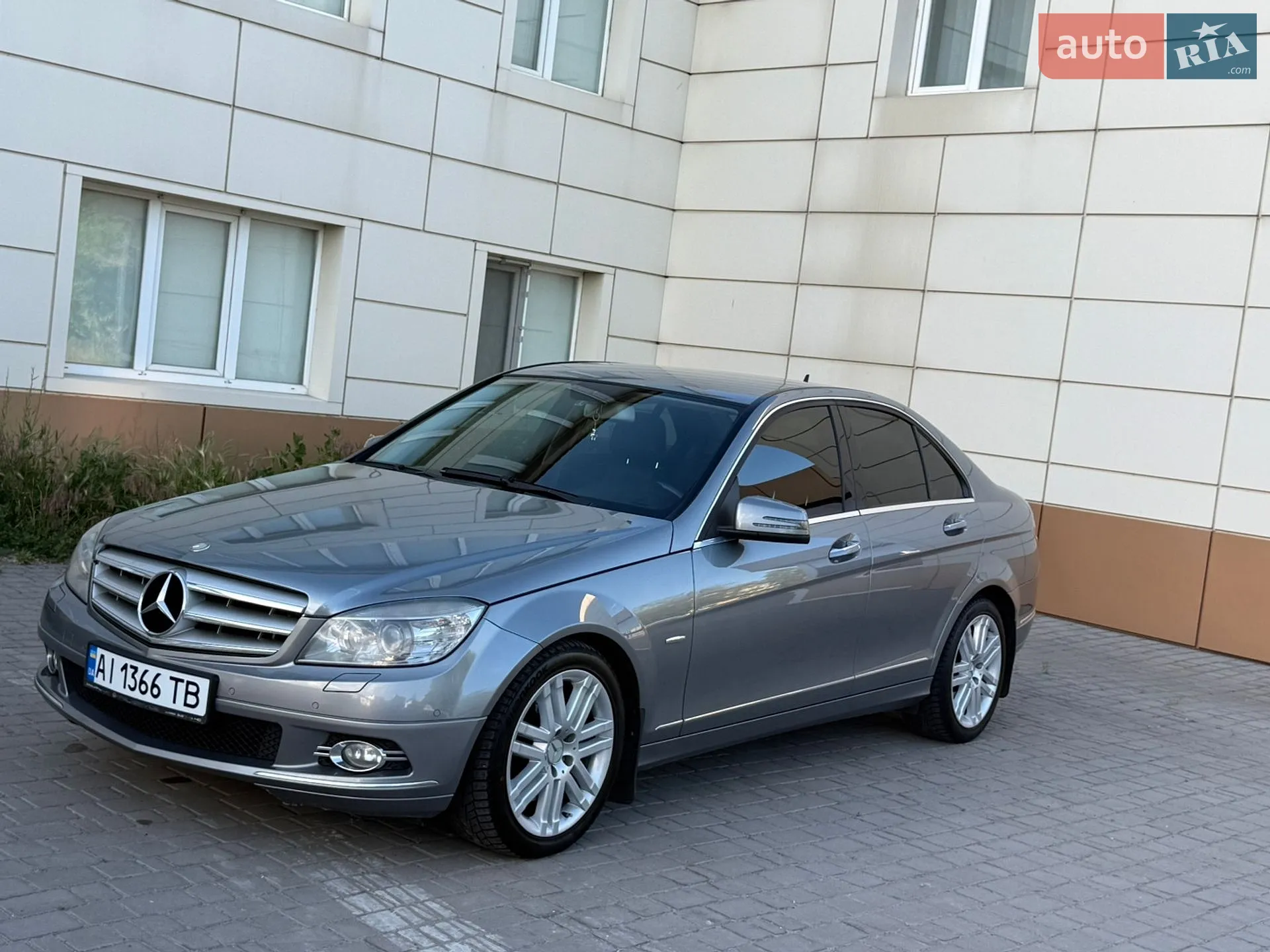 Mercedes-Benz C-Class 2009 VIN WDD2040871F458048 фото оголошення 50 з 56