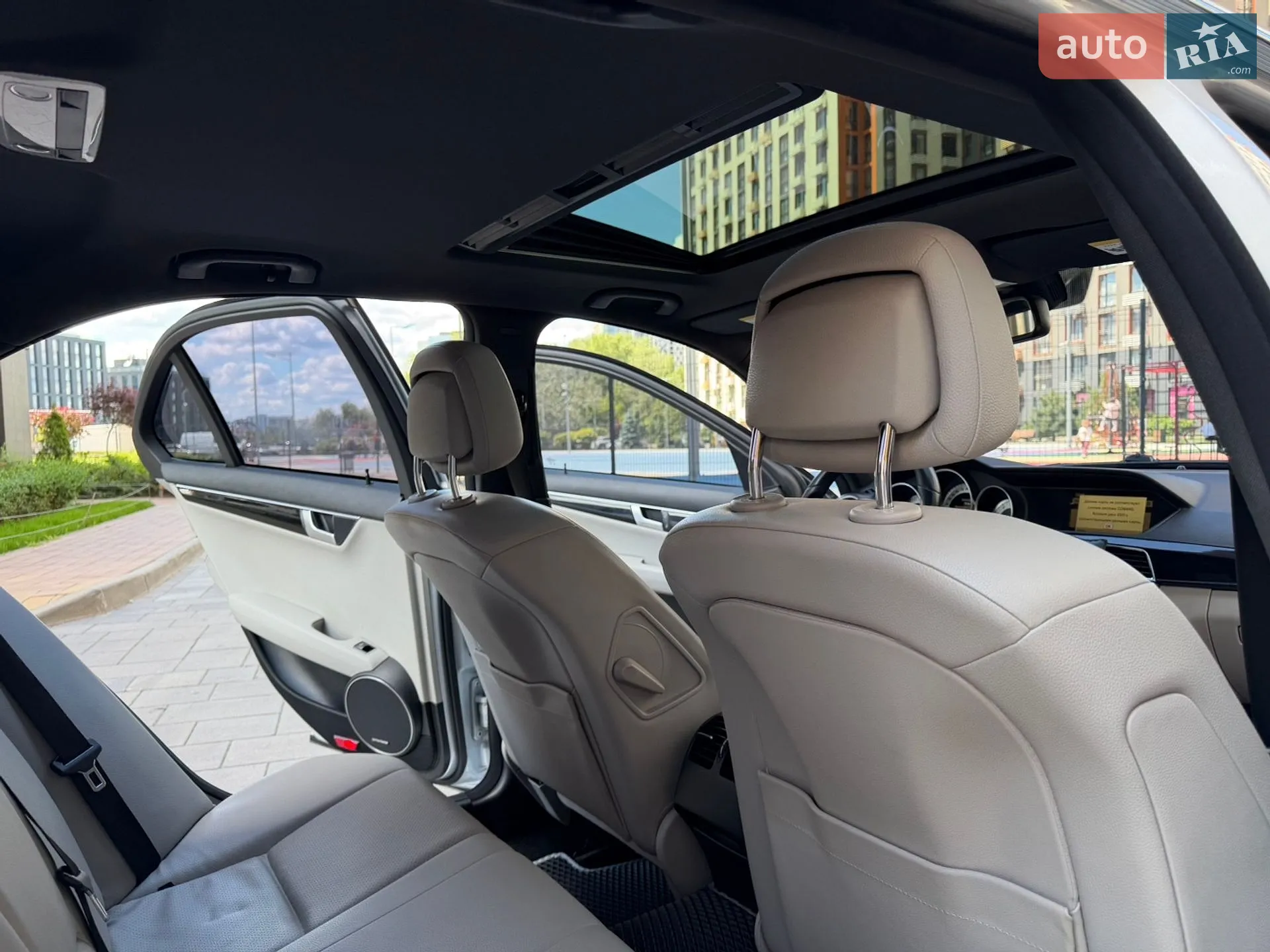 2012 Mercedes-Benz C-klasse - мініатюра 17