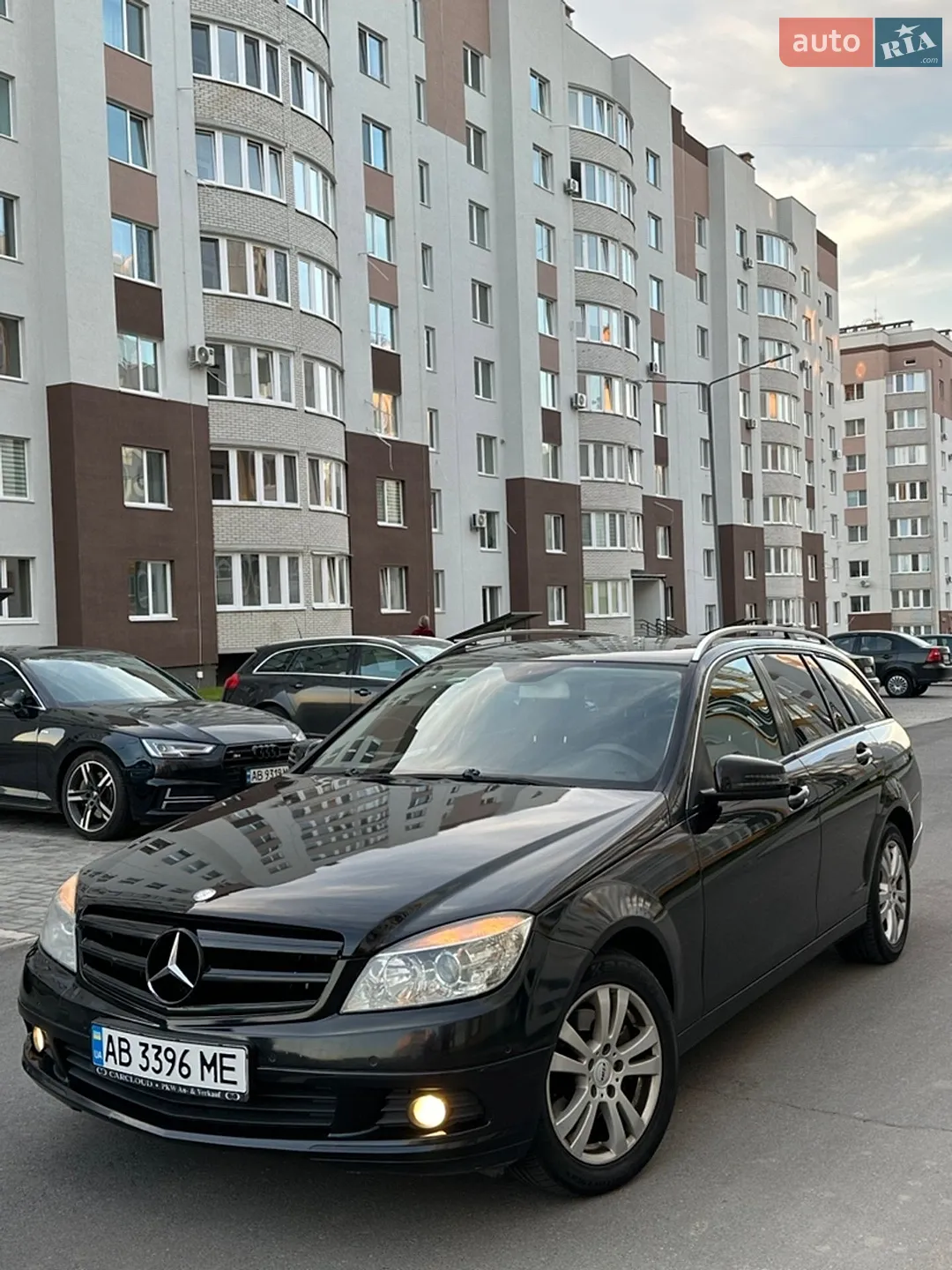 2010 Mercedes-Benz C-klasse - мініатюра 2