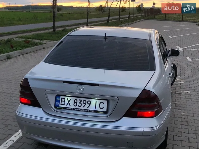 Mercedes-Benz C-Class 2000 VIN WDB2030451F013200 фото оголошення 14 з 42