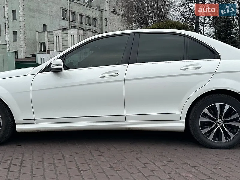 Mercedes-Benz C-Class 2013 VIN WDD2040841A921279 фото оголошення 13 з 74