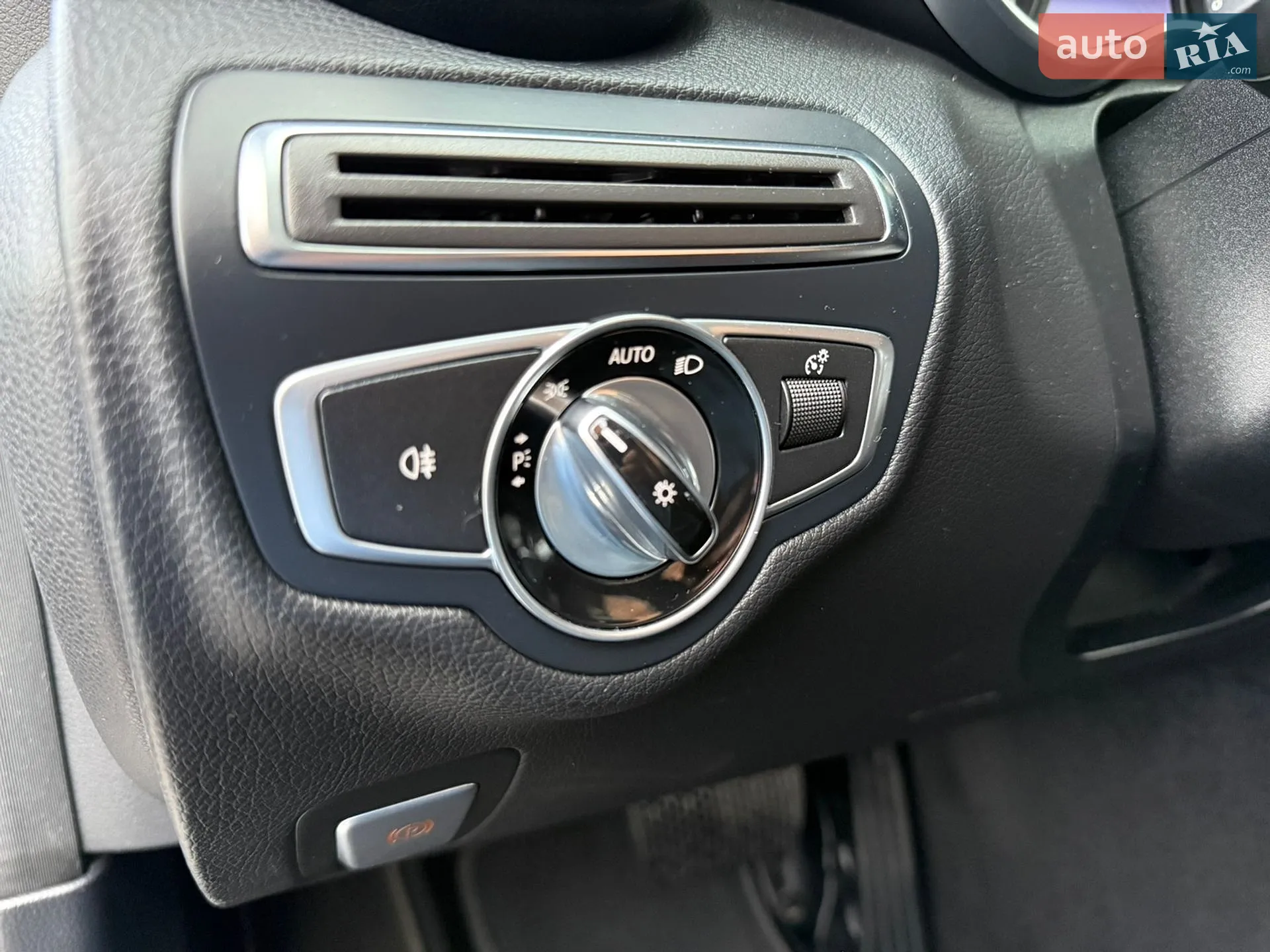 2015 Mercedes-Benz C-klasse - мініатюра 25