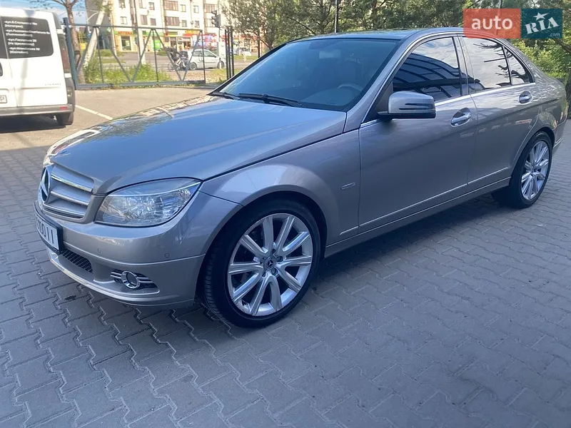 Mercedes-Benz C-Class