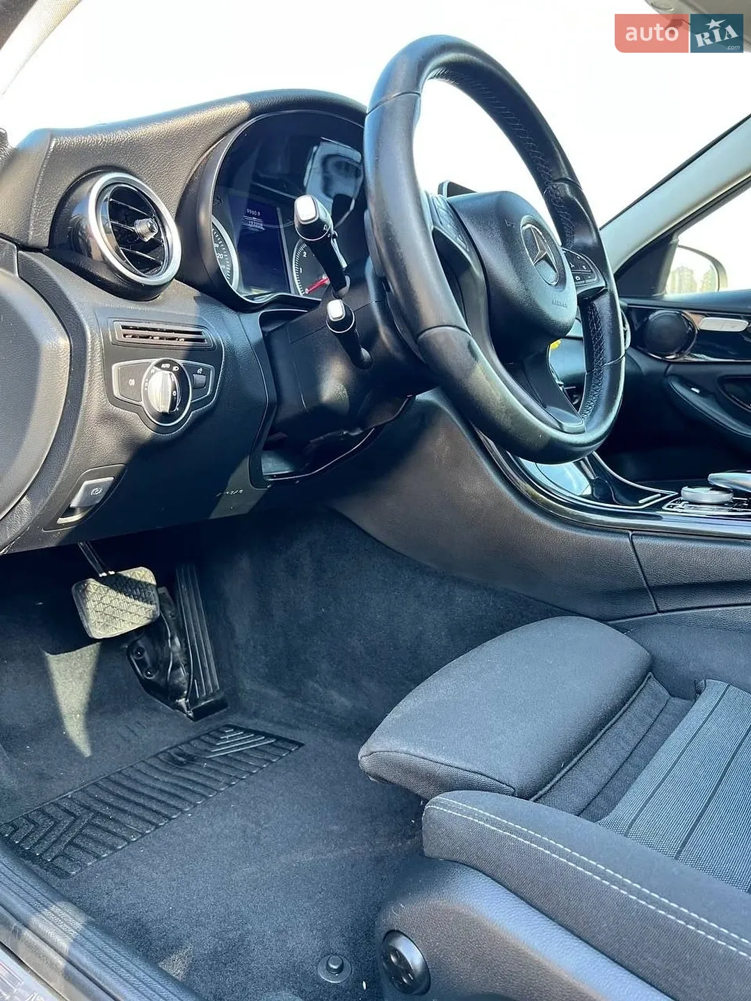 2016 Mercedes-Benz C-klasse - мініатюра 26