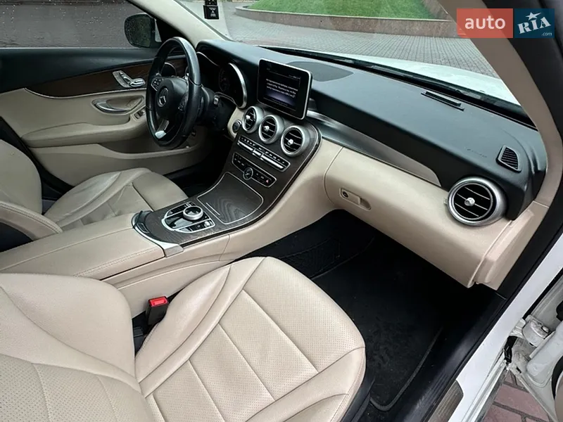 Mercedes-Benz C-Class 2018 VIN 55SWF4JB3JU267893 фото оголошення 20 з 85