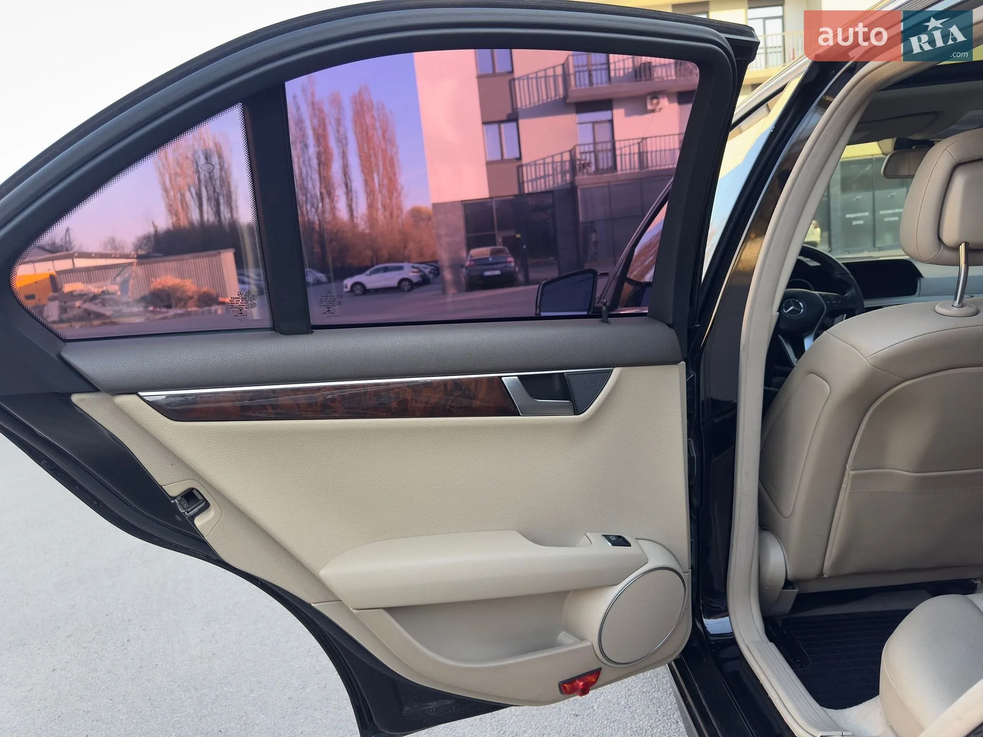 2014 Mercedes-Benz C-klasse - мініатюра 11