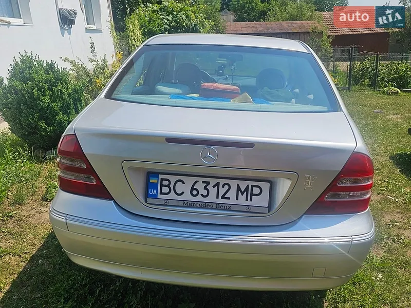 Mercedes-Benz C-Class 2003 VIN WDB2030461A579775 фото оголошення 13 з 60