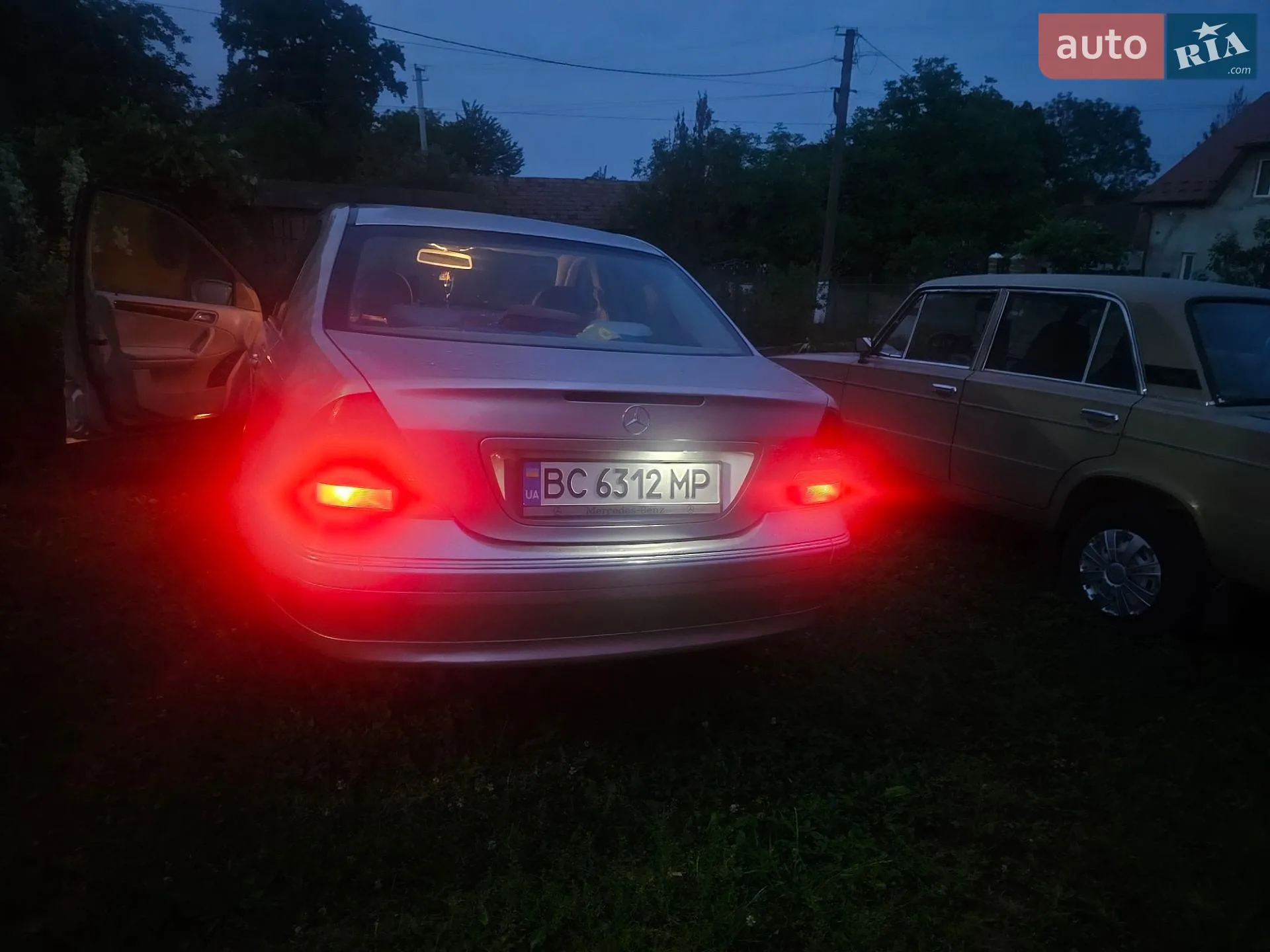 Mercedes-Benz C-Class 2003 VIN WDB2030461A579775 фото оголошення 2 з 5
