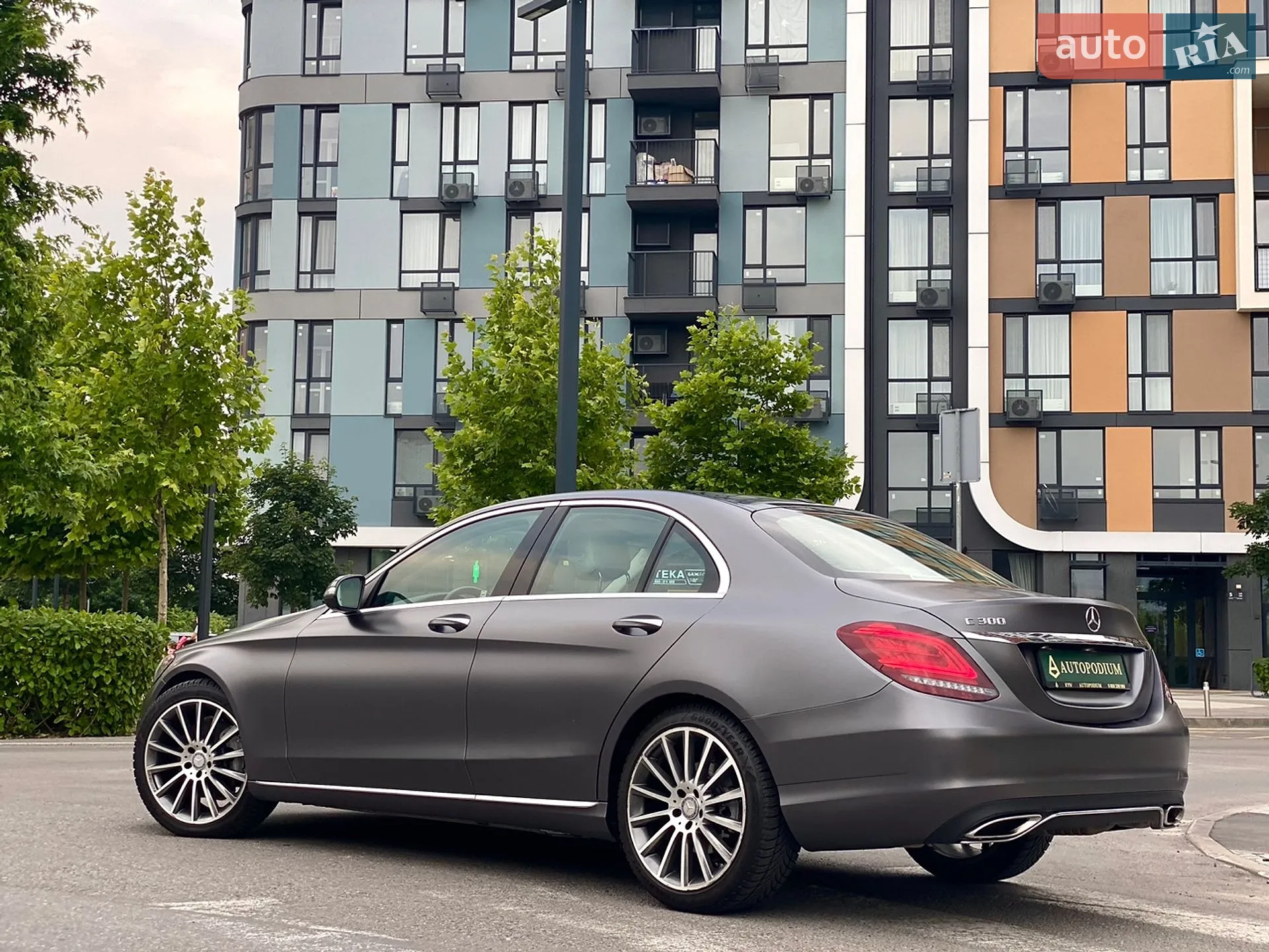 Mercedes-Benz C-Class 2015 VIN 55SWF4JBXFU074339 фото оголошення 6 з 24