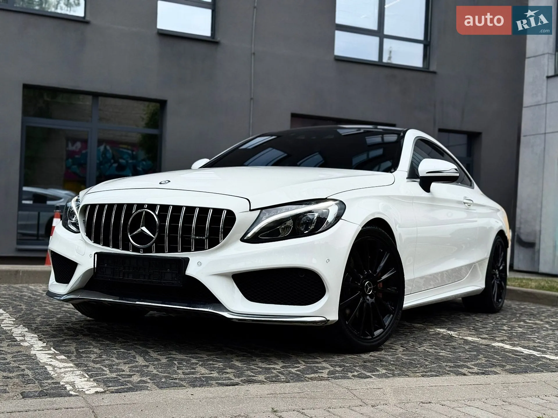 2016 Mercedes-Benz C-klasse - фото 1