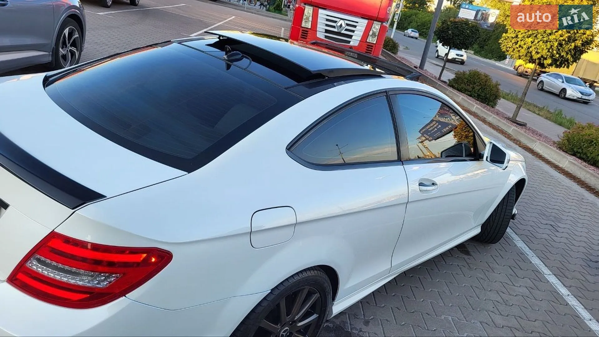 2013 Mercedes-Benz C-klasse - мініатюра 3