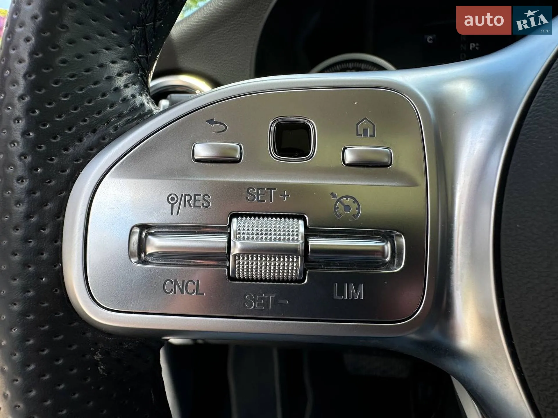 2016 Mercedes-Benz C-klasse - мініатюра 24
