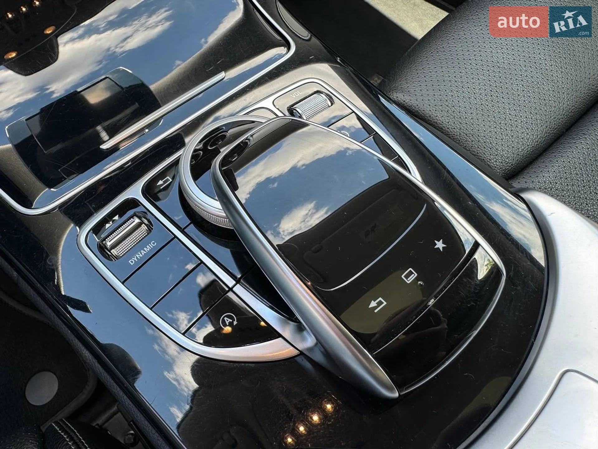 2016 Mercedes-Benz C-klasse - мініатюра 30
