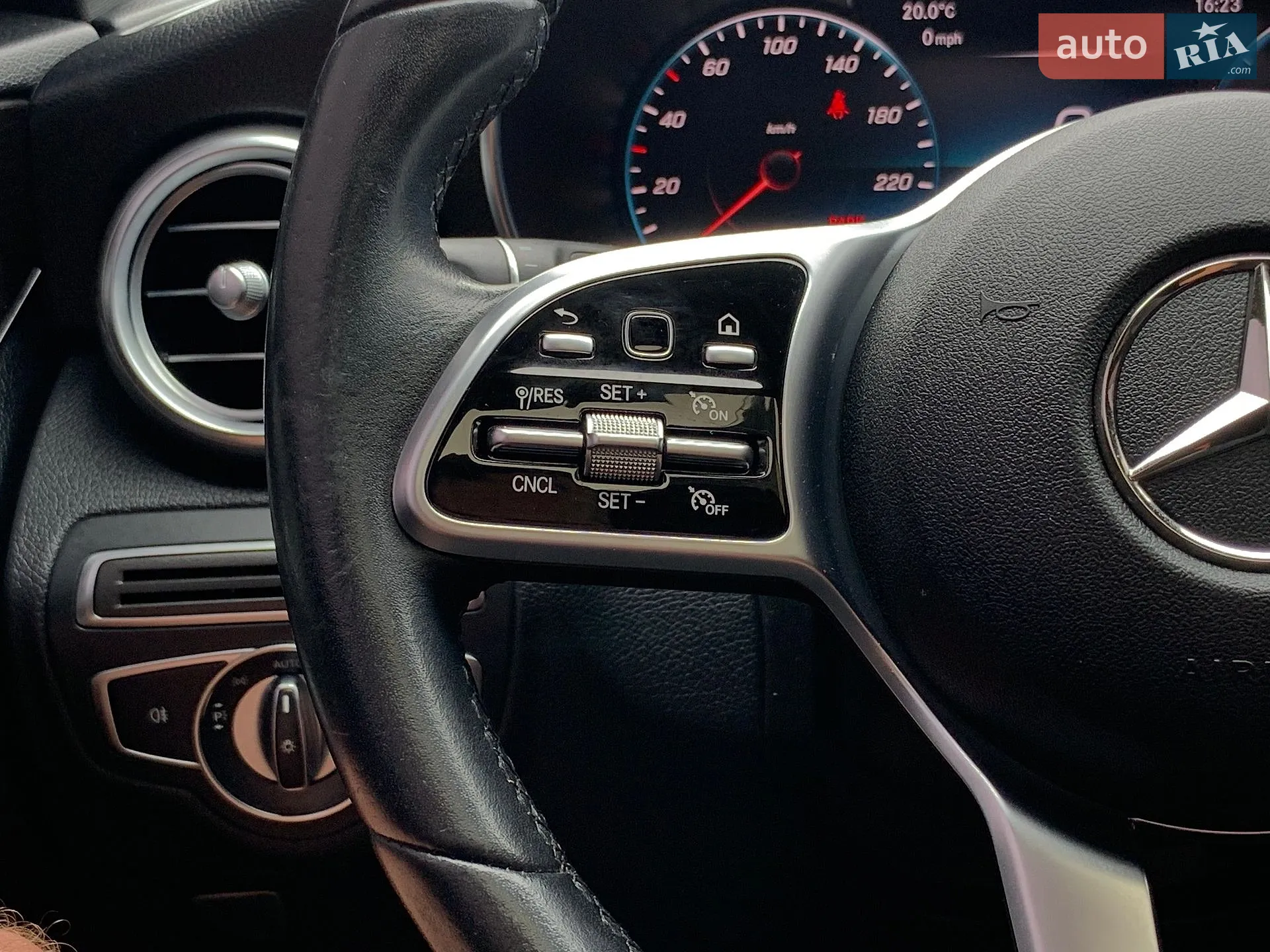 2020 Mercedes-Benz C-klasse - мініатюра 51