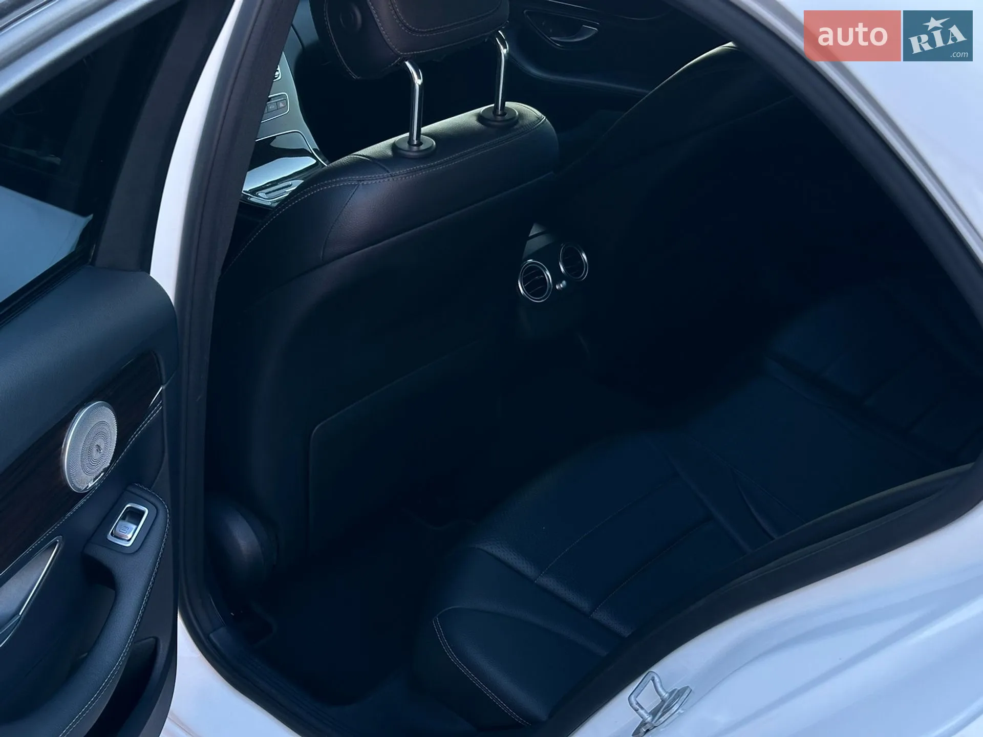 2015 Mercedes-Benz C-klasse - мініатюра 13