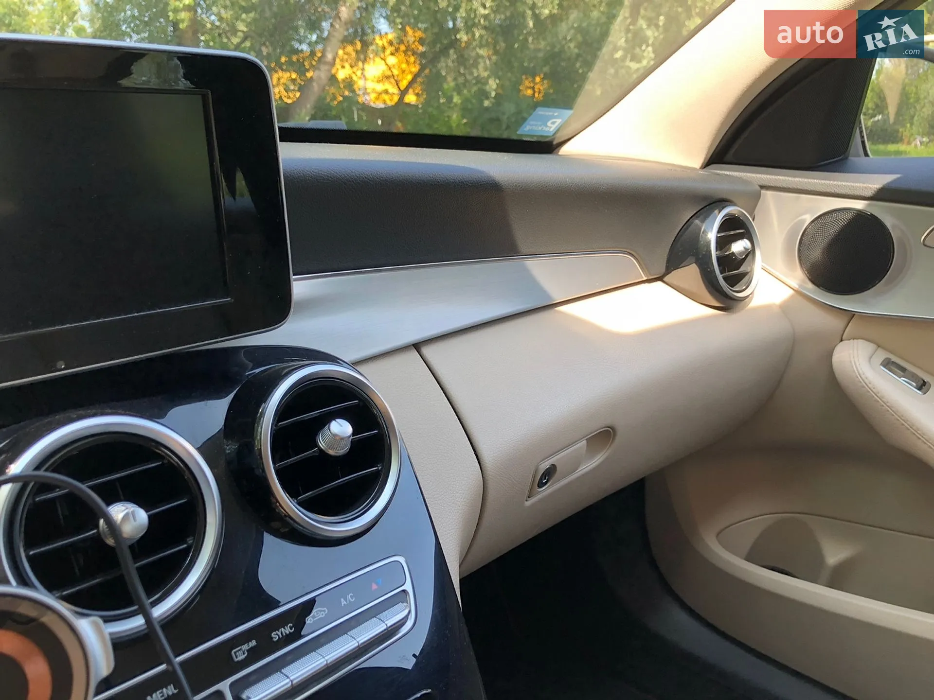 2016 Mercedes-Benz C-klasse - мініатюра 31
