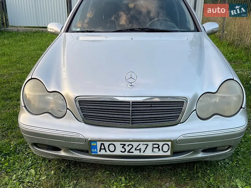 Mercedes-Benz C-Class 2002