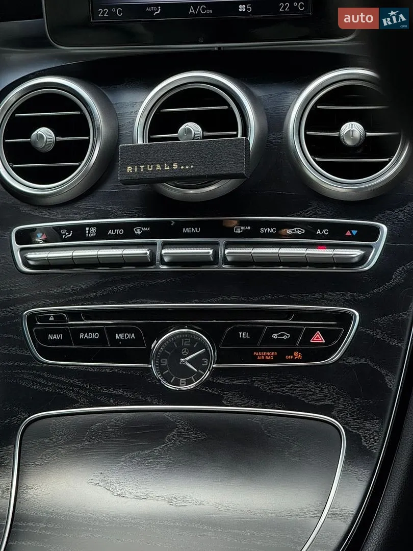 2017 Mercedes-Benz C-klasse - мініатюра 26