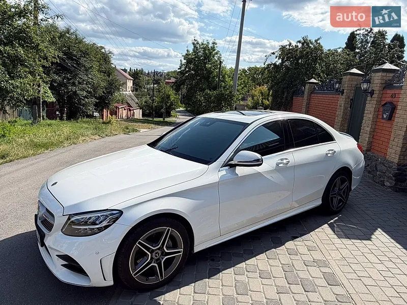 Mercedes-Benz C-Class