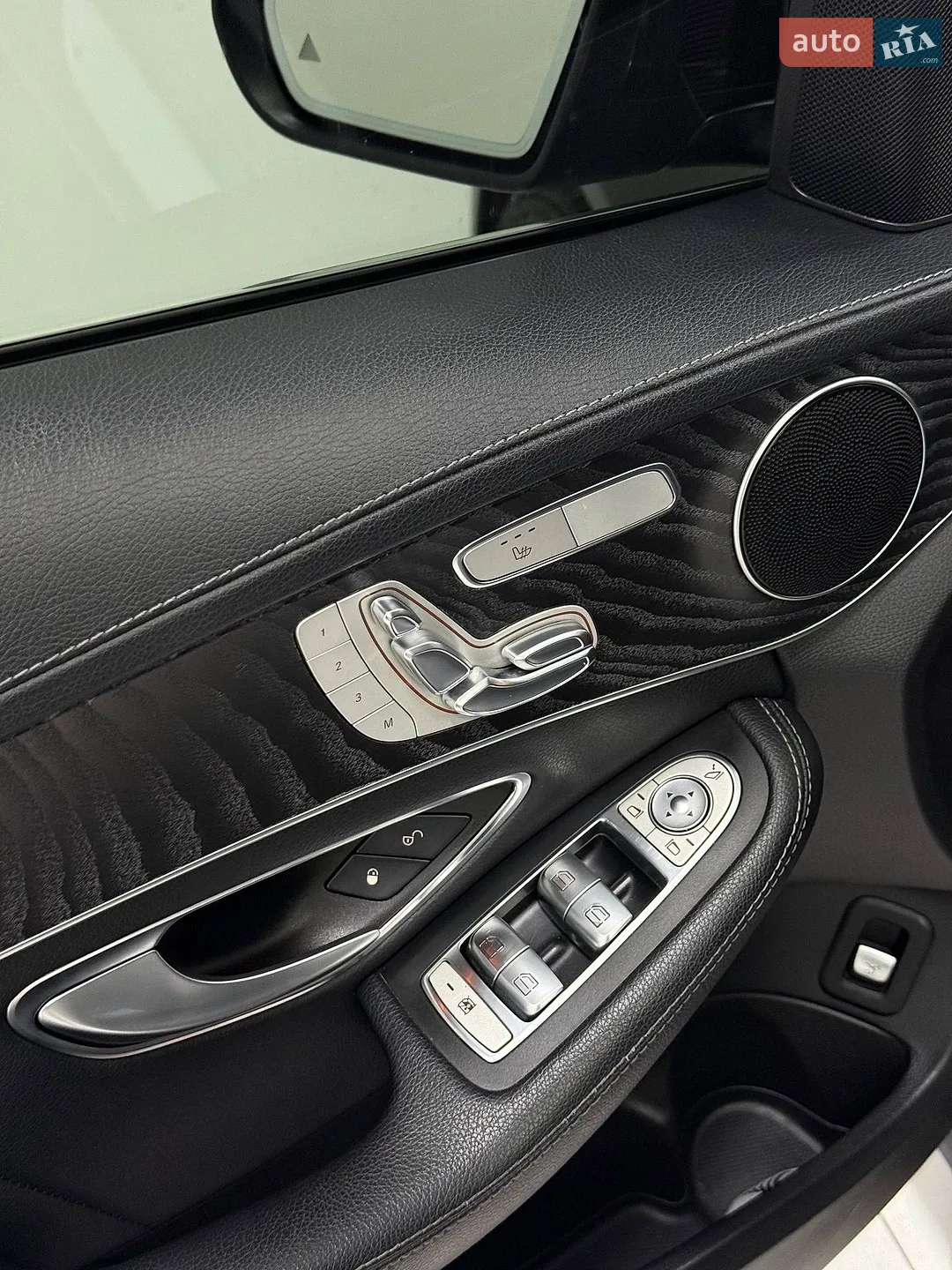 2015 Mercedes-Benz C-klasse - мініатюра 12