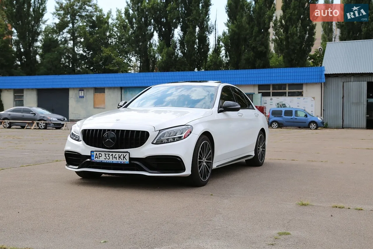 2017 Mercedes-Benz GLC - мініатюра 15