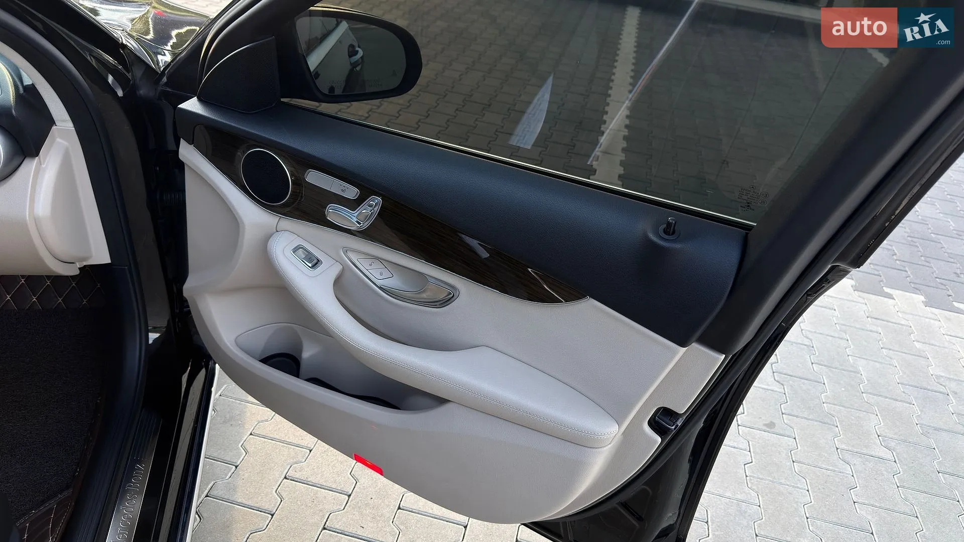 2017 Mercedes-Benz C-klasse - мініатюра 31