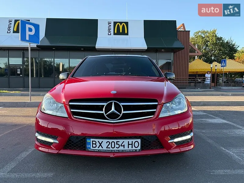 Mercedes-Benz C-Class 2011